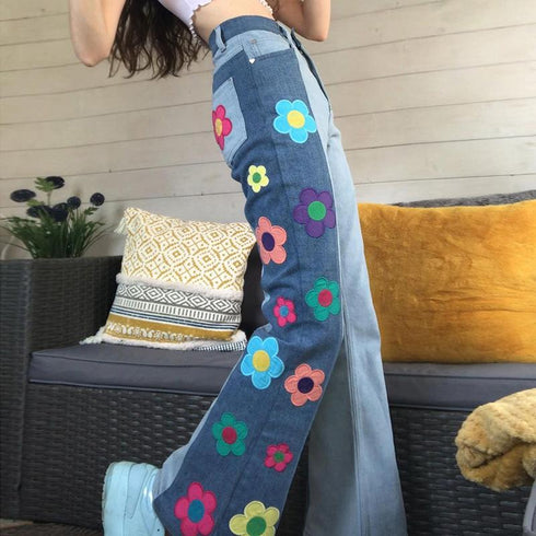 Side Color Blocking Pattern Flower High Waist Micro Horn Jeans